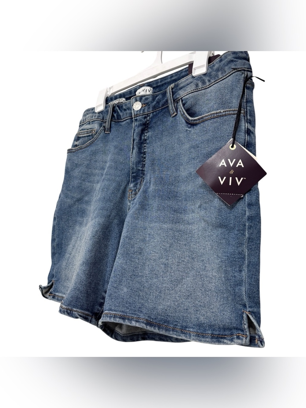 Ava & Viv NWT Blue Jean Denim Bermuda Shorts Size 17 Junior's - Picture 2 of 7